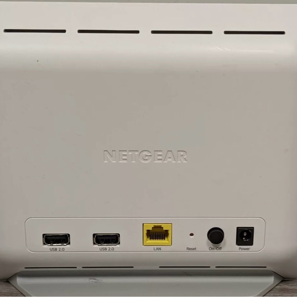 NETGEAR - Picture 2 of 3